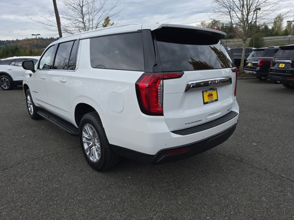 Used 2024 GMC Yukon XL SLE SUV