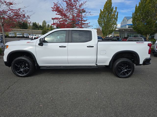 2025 Chevrolet Silverado 1500 LT Trail Boss photo 3