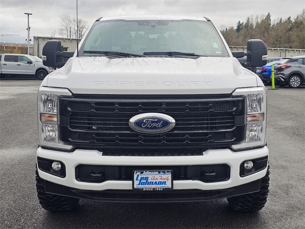 Used 2024 Ford F-350 XLT Truck Crew Cab