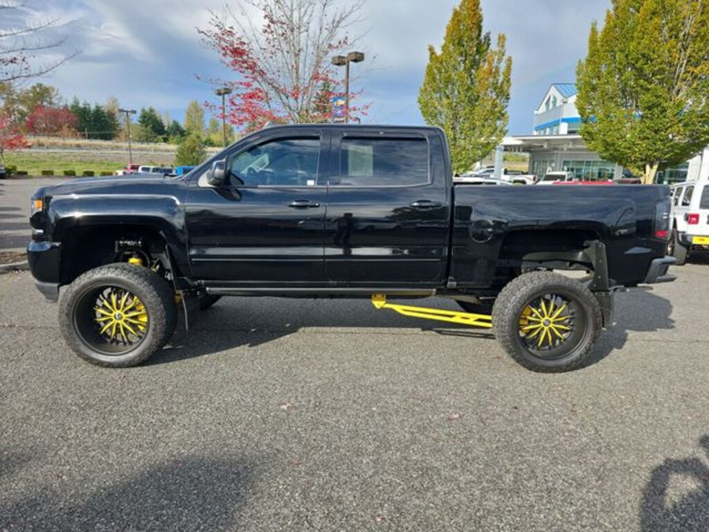 Used 2017 Chevrolet Silverado 1500 LTZ Truck Crew Cab