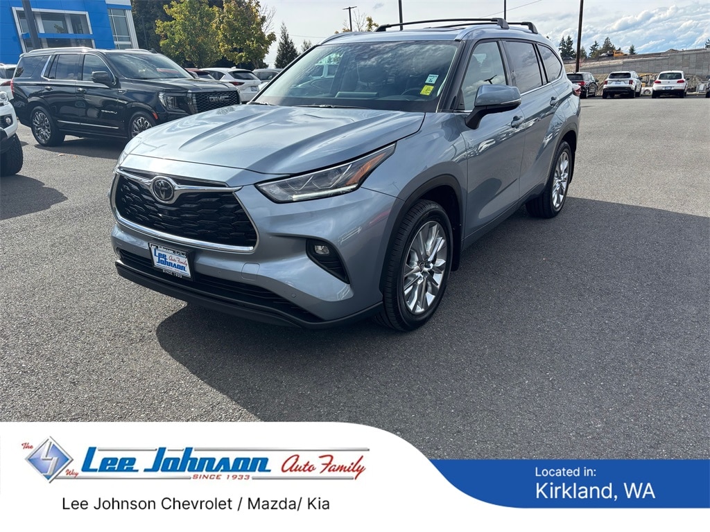 Used 2022 Toyota Highlander Limited SUV