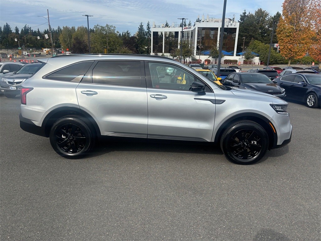 2021 Kia Sorento S photo 3