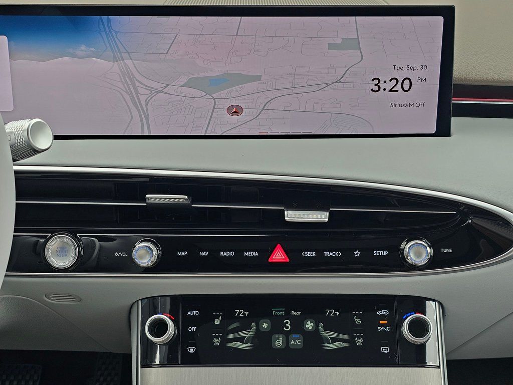 2026 GENESIS GV70 Advanced - Photo 13