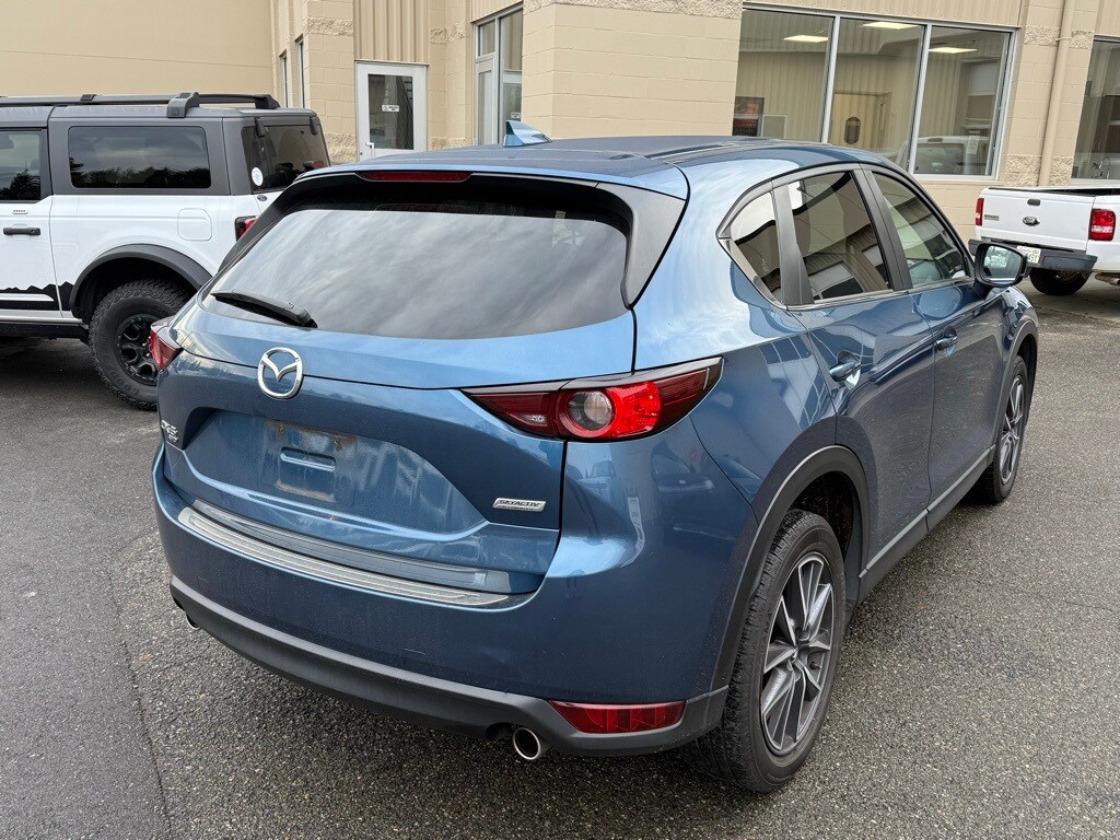 2018 Mazda CX-5 Touring photo 3