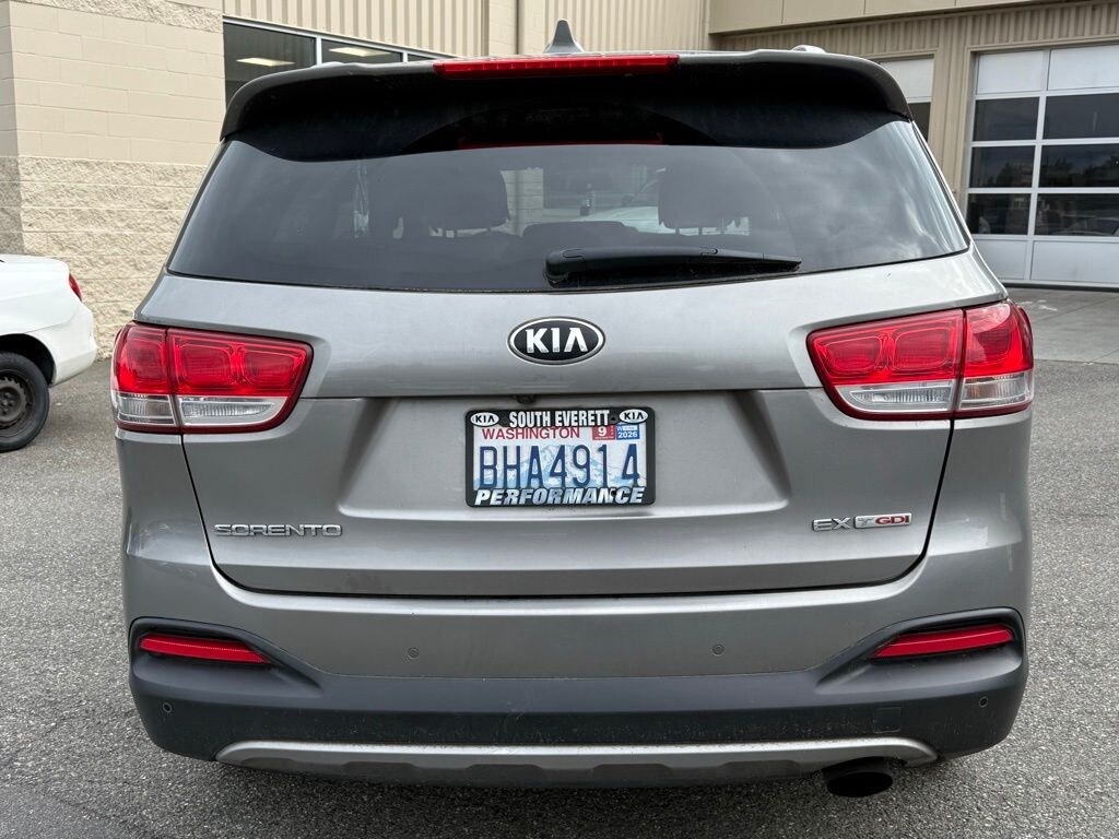 Used 2017 Kia Sorento EX SUV