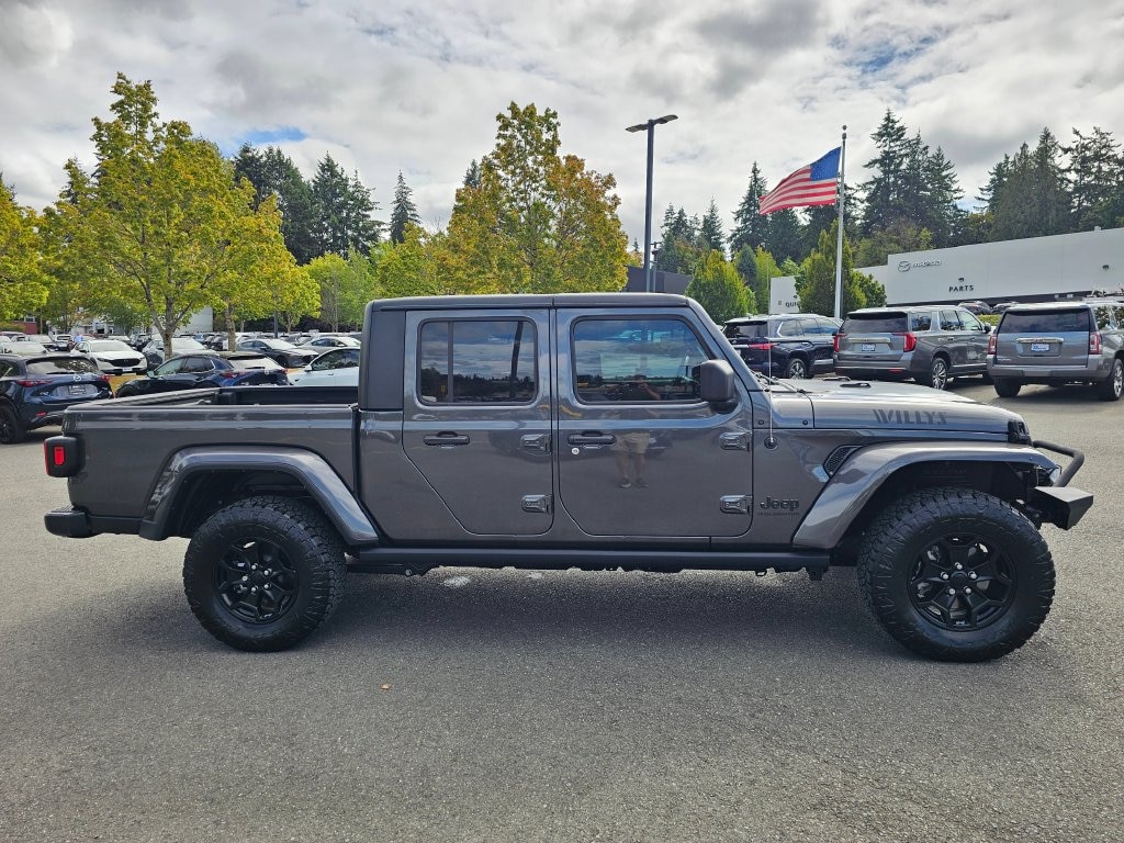 Used 2023 Jeep Gladiator Willys Truck Crew Cab
