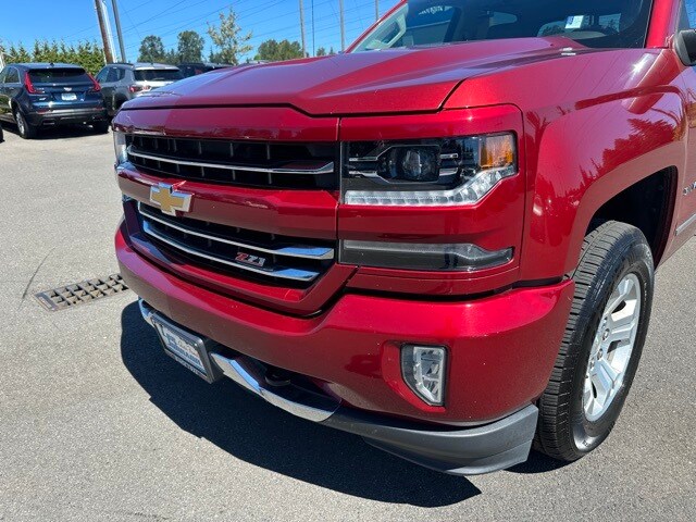 2018 Chevrolet Silverado 1500 LTZ Z71 photo 3