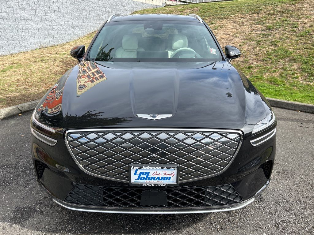 Certified 2025 GENESIS GV70 Advanced with VIN 5NMMCET17SH004527 for sale in Kirkland, WA