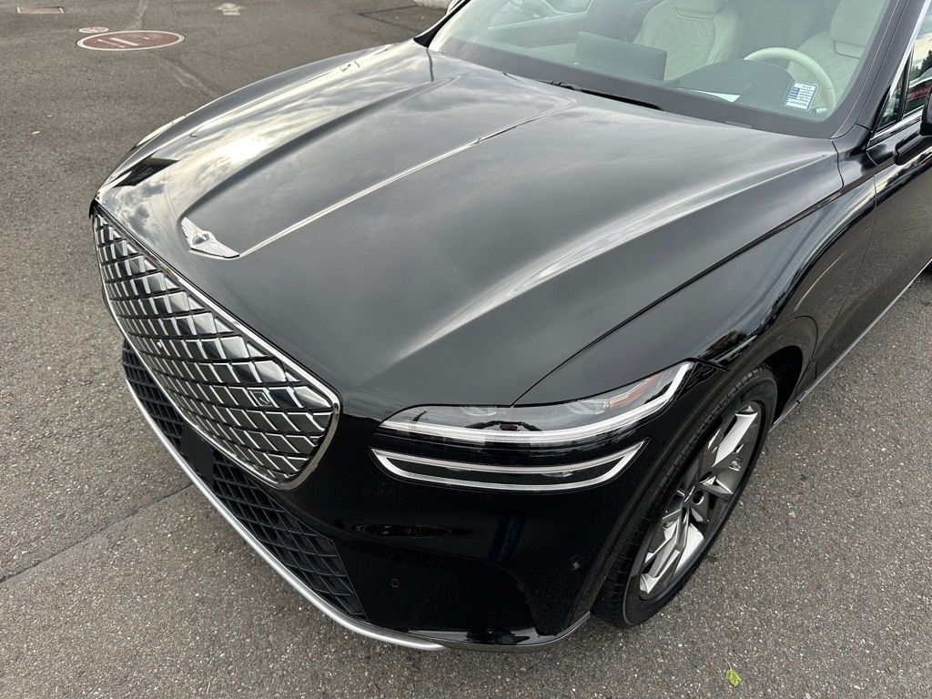Used 2025 Genesis Electrified GV70 Advanced SUV