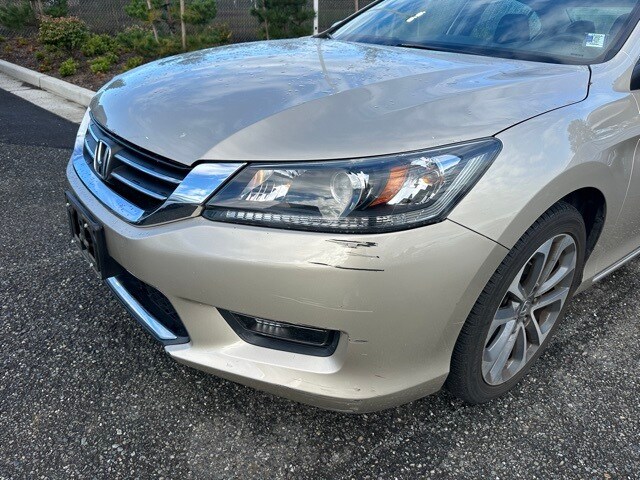 2015 Honda Accord Sport photo 4