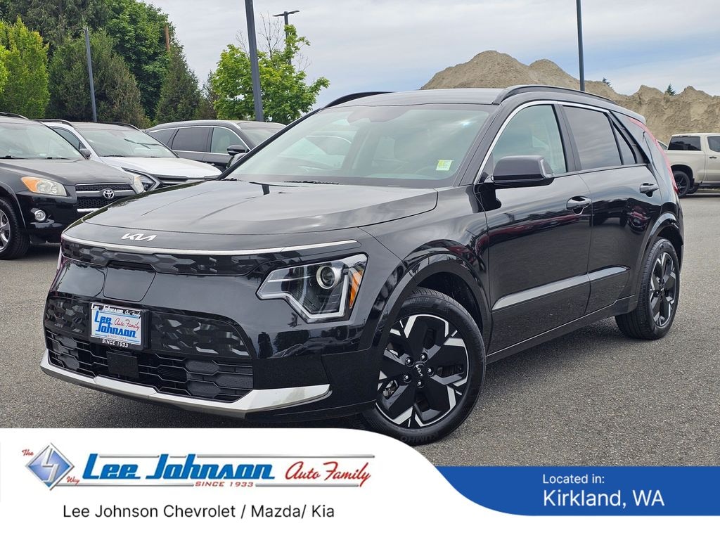 Used 2025 Kia Niro EV Wind SUV