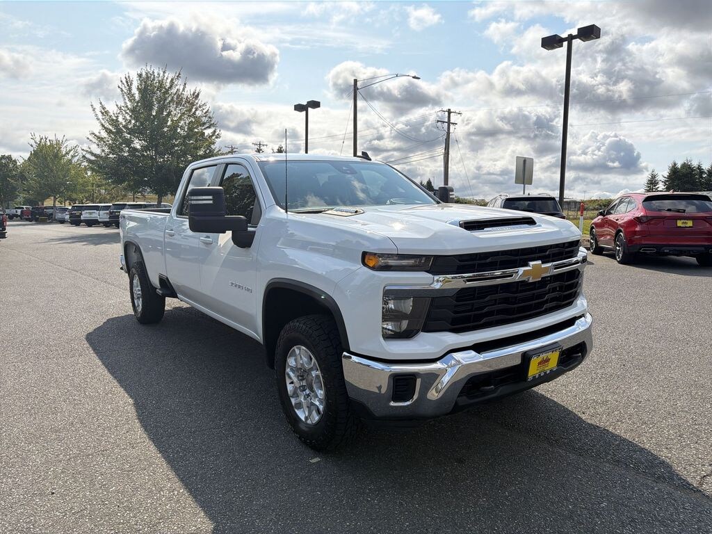 Used 2026 Chevrolet Silverado 3500 HD LT Truck Crew Cab