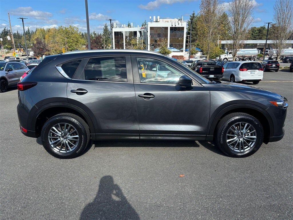 2017 Mazda CX-5 Touring photo 3