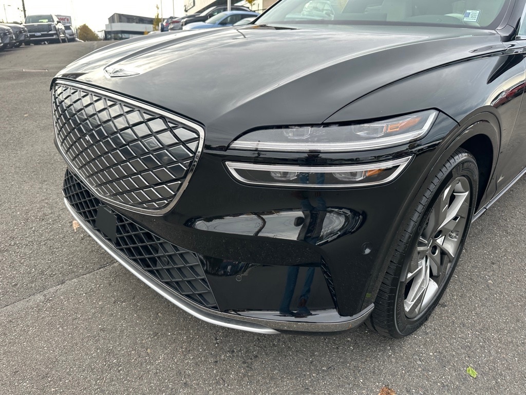 Used 2025 Genesis Electrified GV70 Advanced SUV