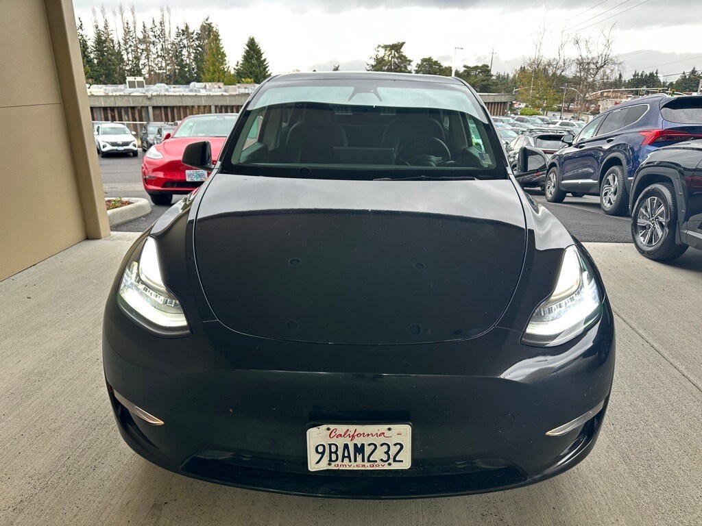 Used 2022 Tesla Model Y Long Range with VIN 7SAYGDEE5NF480736 for sale in Everett, WA