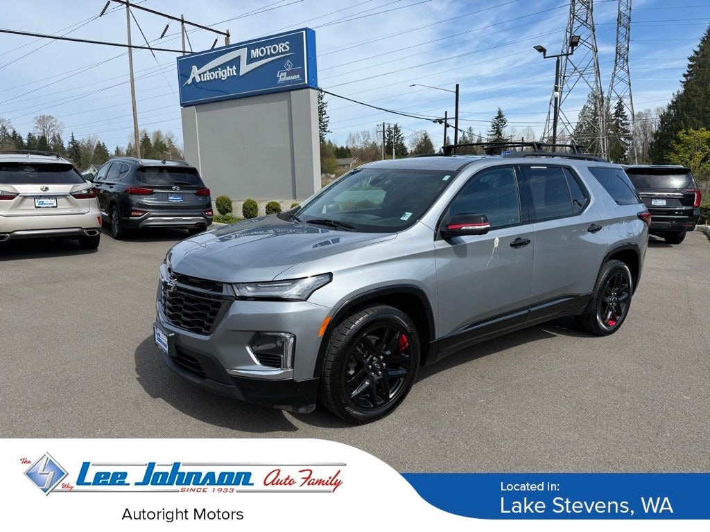 Used 2023 Chevrolet Traverse Premier SUV