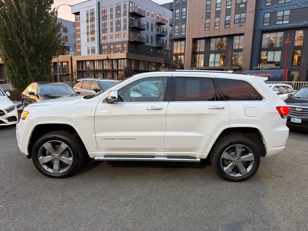2015 Jeep Grand Cherokee Overland photo 2