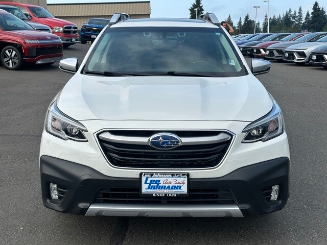 2021 Subaru Outback Touring photo 2