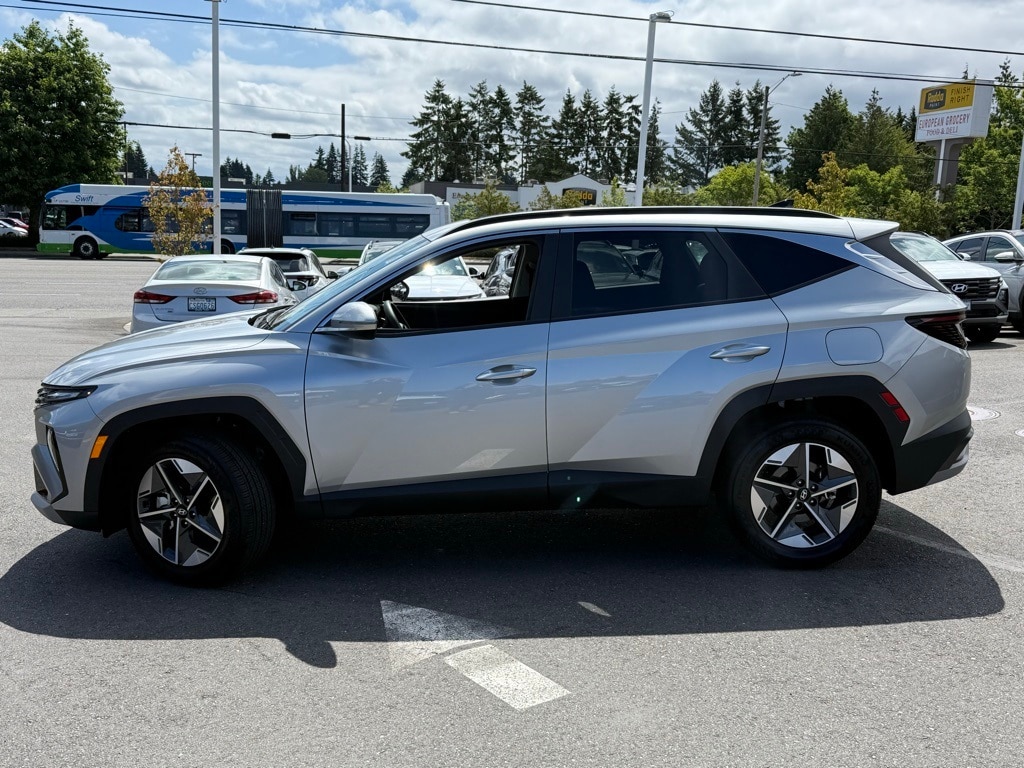 Used 2025 Hyundai Tucson SEL Convenience with VIN 5NMJCCDE5SH454413 for sale in Everett, WA