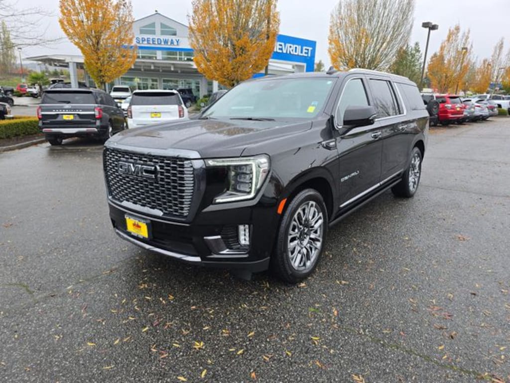 Used 2024 GMC Yukon XL Denali Ultimate SUV