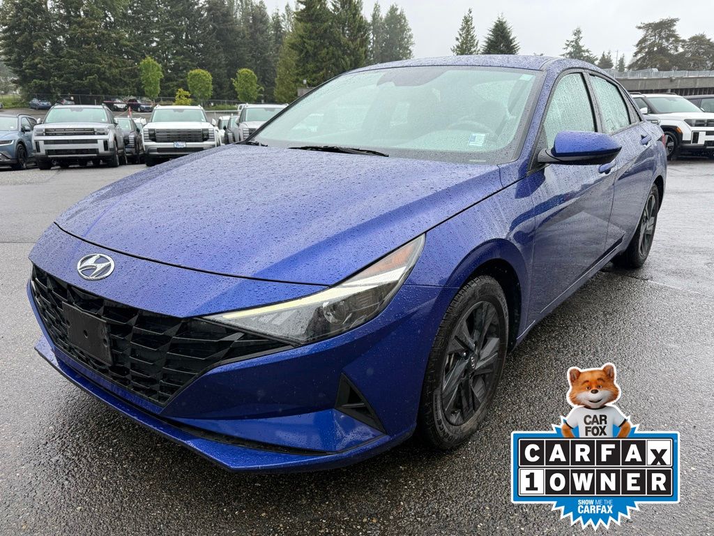 2023 Hyundai Elantra 2.0 SEL IVT's photo