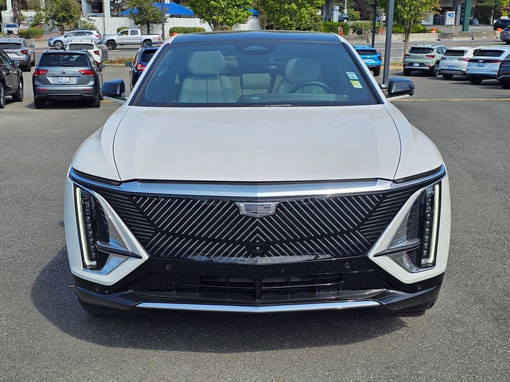 Used 2024 Cadillac Lyriq Luxury SUV