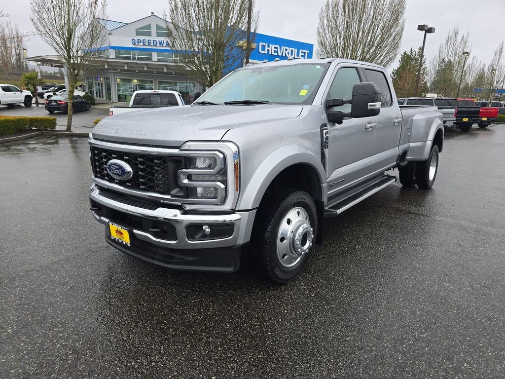 Used 2024 Ford F-450SD Lariat Truck