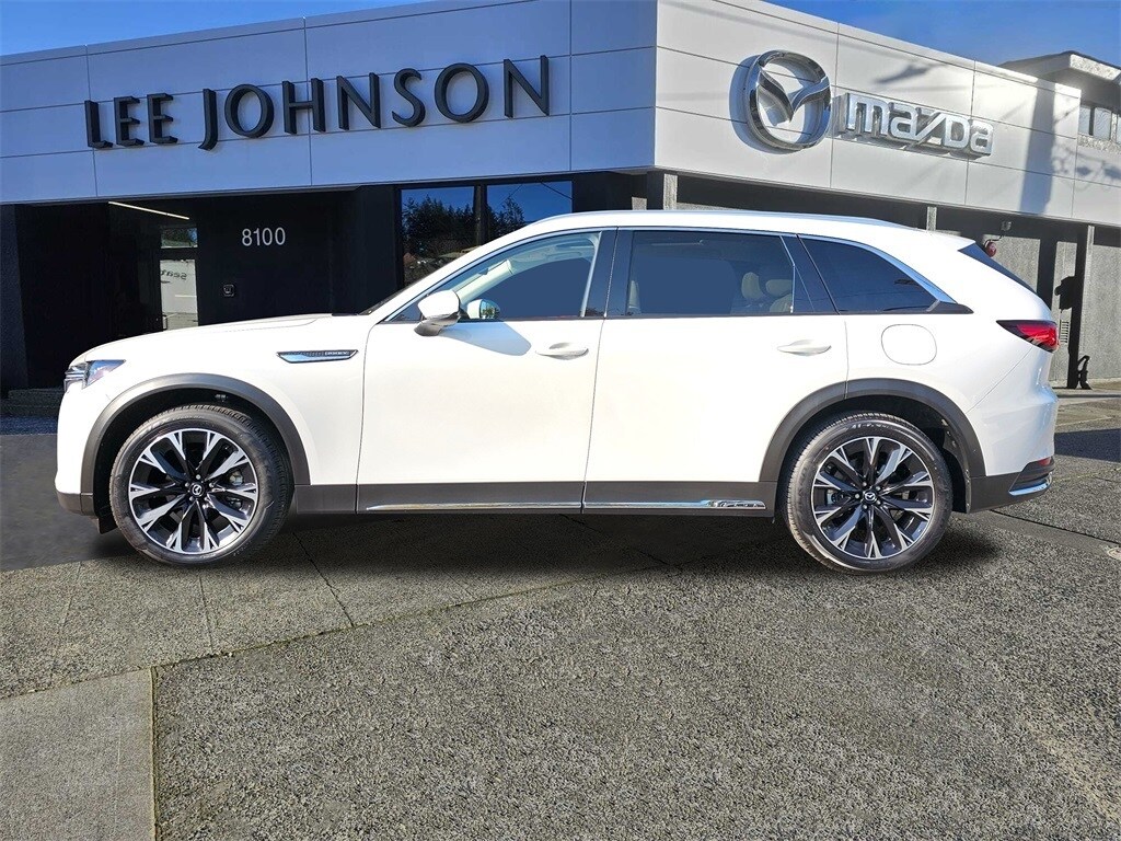 2024 Mazda CX-90 Plug-in Hybrid Premium photo 2