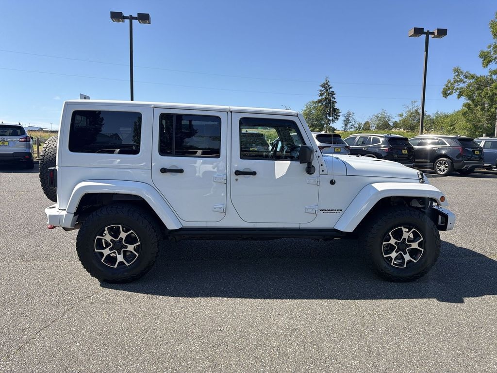 Used 2015 Jeep Wrangler Unlimited Sahara SUV