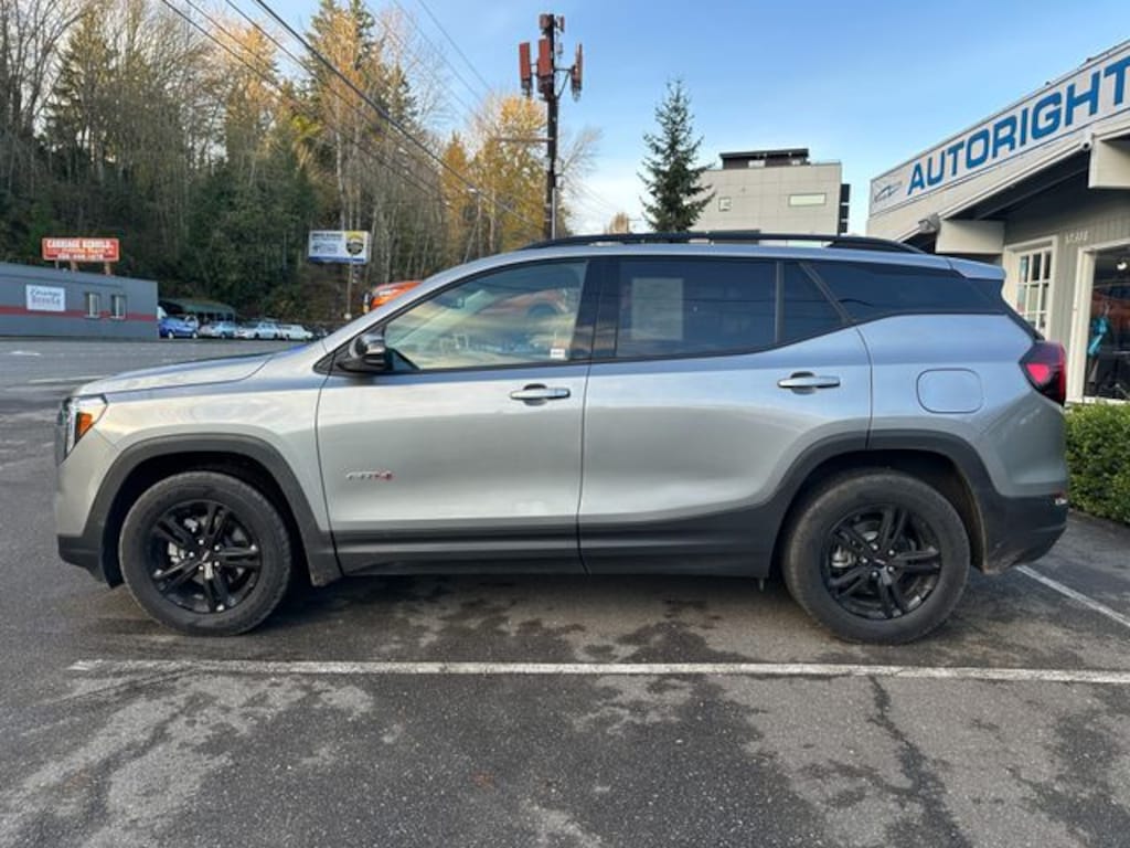 Used 2023 GMC Terrain AT4 SUV
