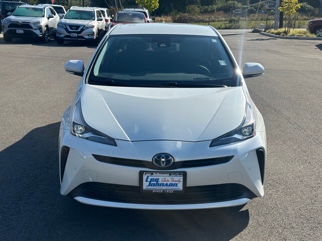2020 Toyota Prius Limited photo 2