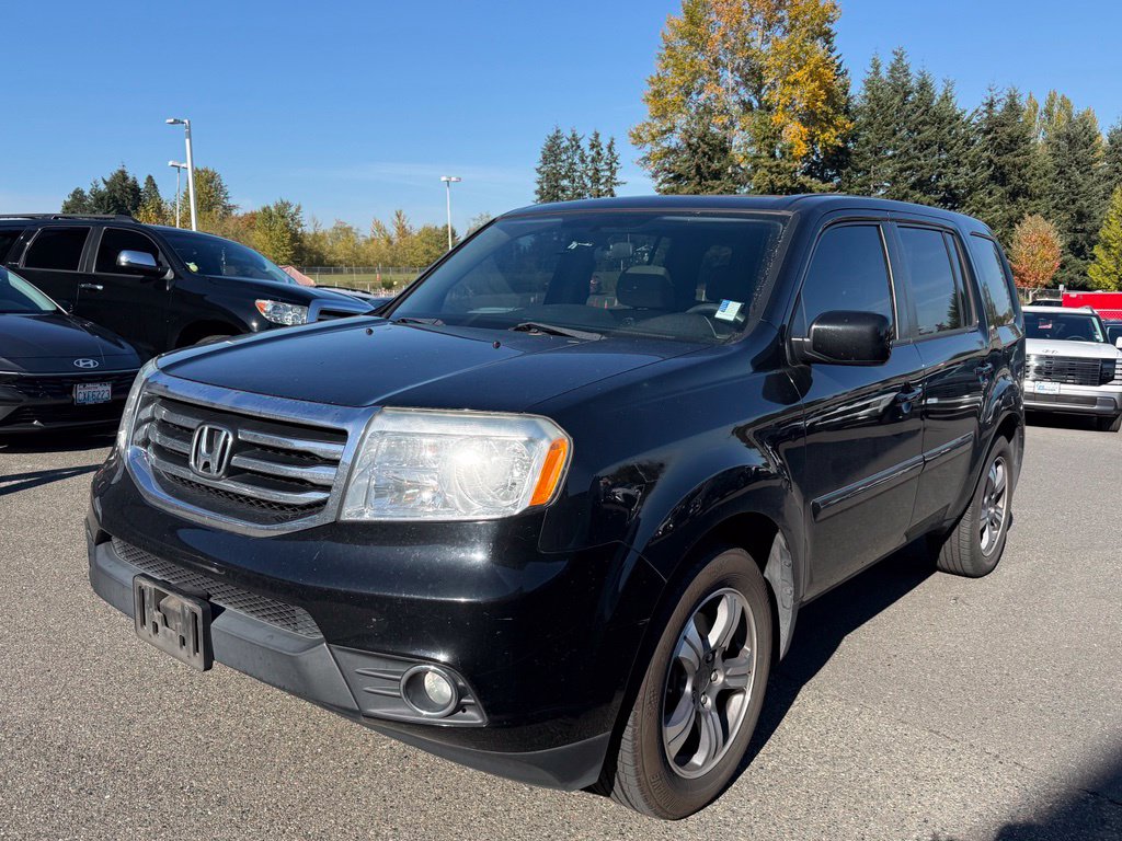 Used 2015 Honda Pilot SE SUV