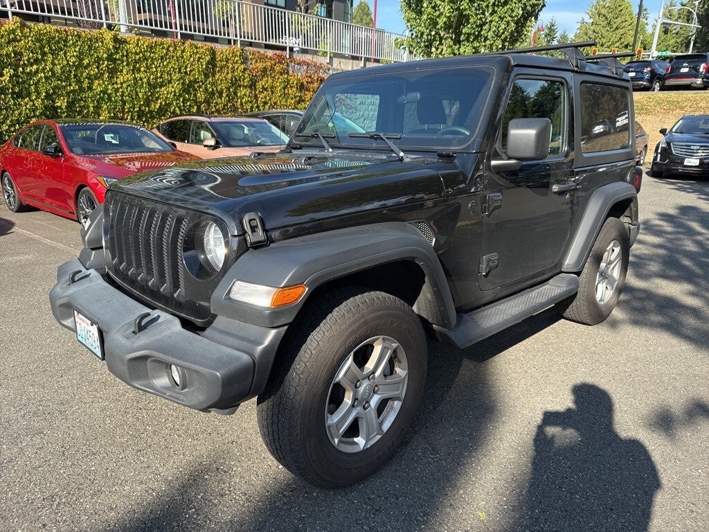 2019 Jeep Wrangler Sport S photo 2