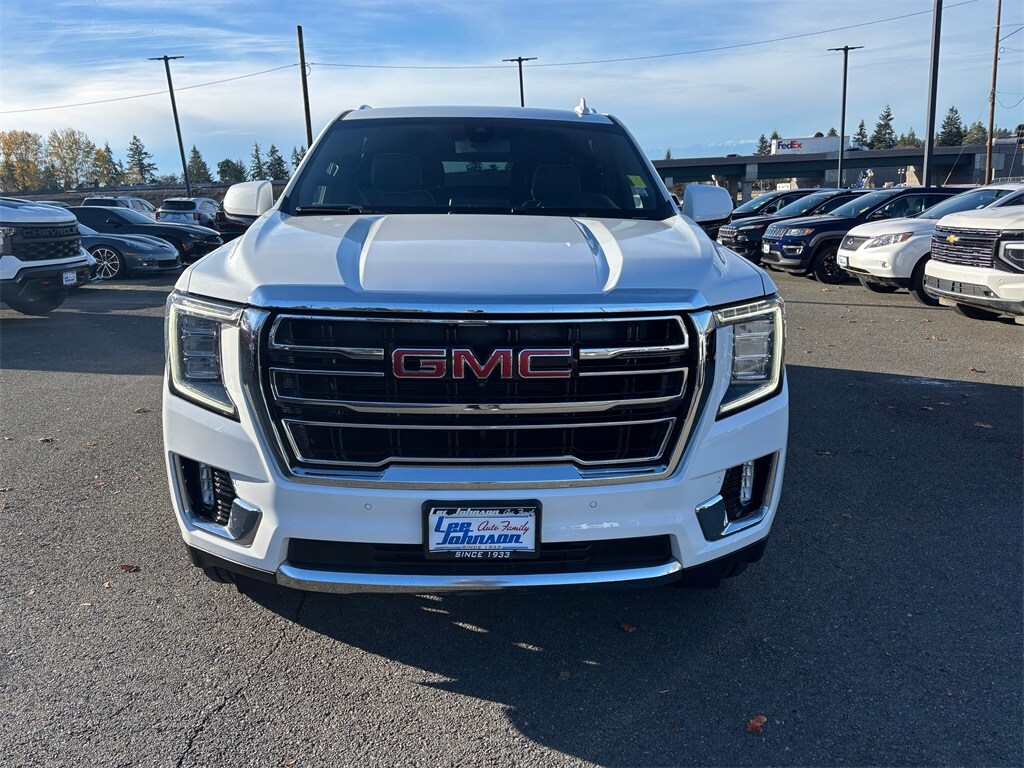 2022 Gmc Yukon XL SLT photo 2