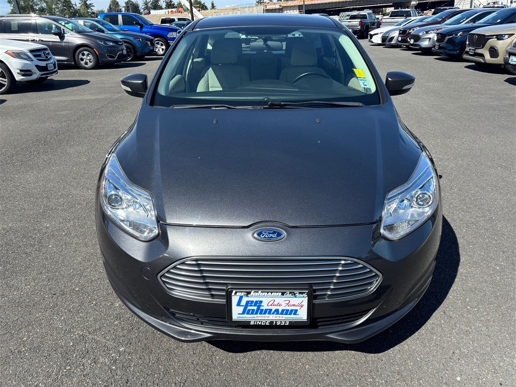 Used 2016 Ford Focus Electric with VIN 1FADP3R4XGL406239 for sale in Everett, WA