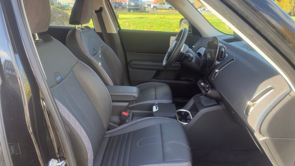 2025 Mini Countryman S ALL4 photo 2