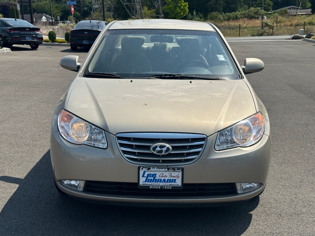 2010 Hyundai Elantra GLS photo 2