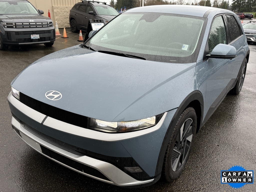 2025 Hyundai IONIQ 5 SE's photo