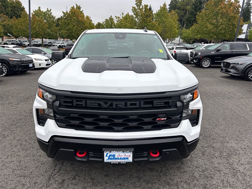 2024 Chevrolet Silverado 1500 Custom Trail Boss photo 2