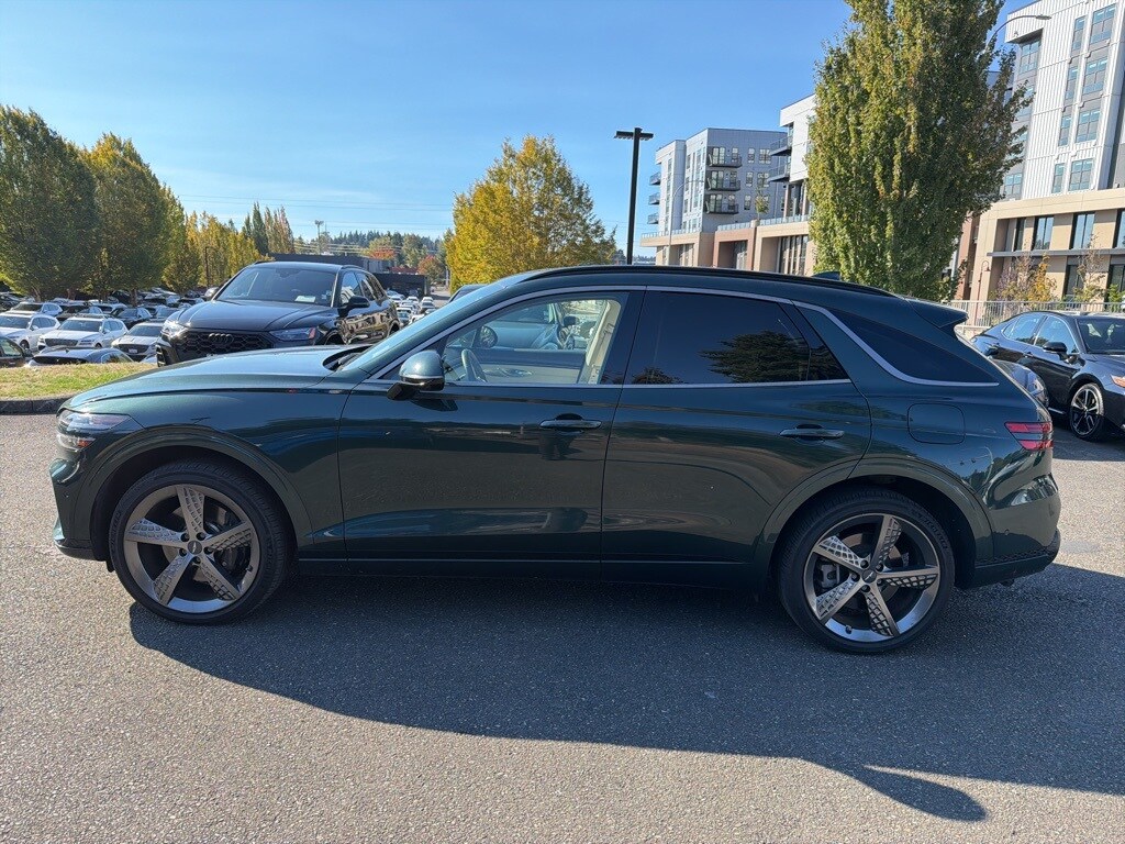 2022 Genesis GV70 3.5T Sport photo 2