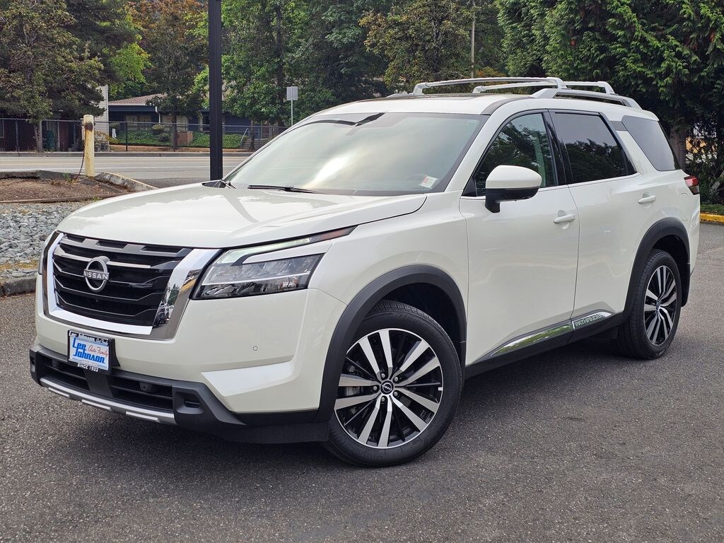 Used 2024 Nissan Pathfinder Platinum SUV
