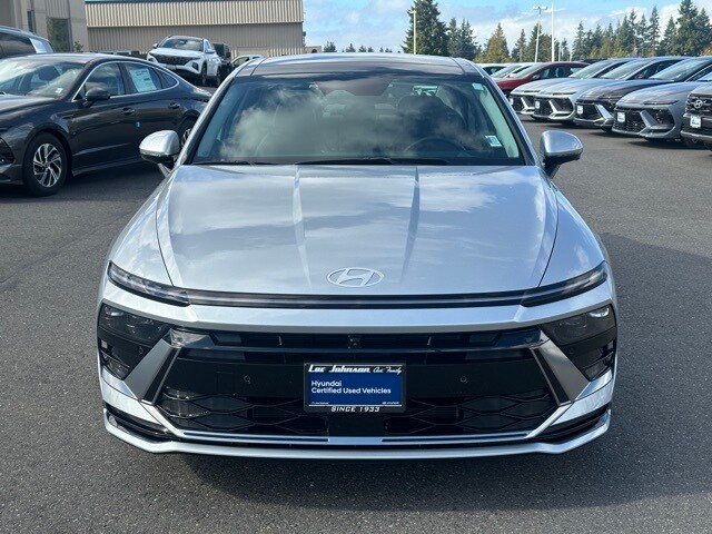 2024 Hyundai Sonata Hybrid Limited photo 2