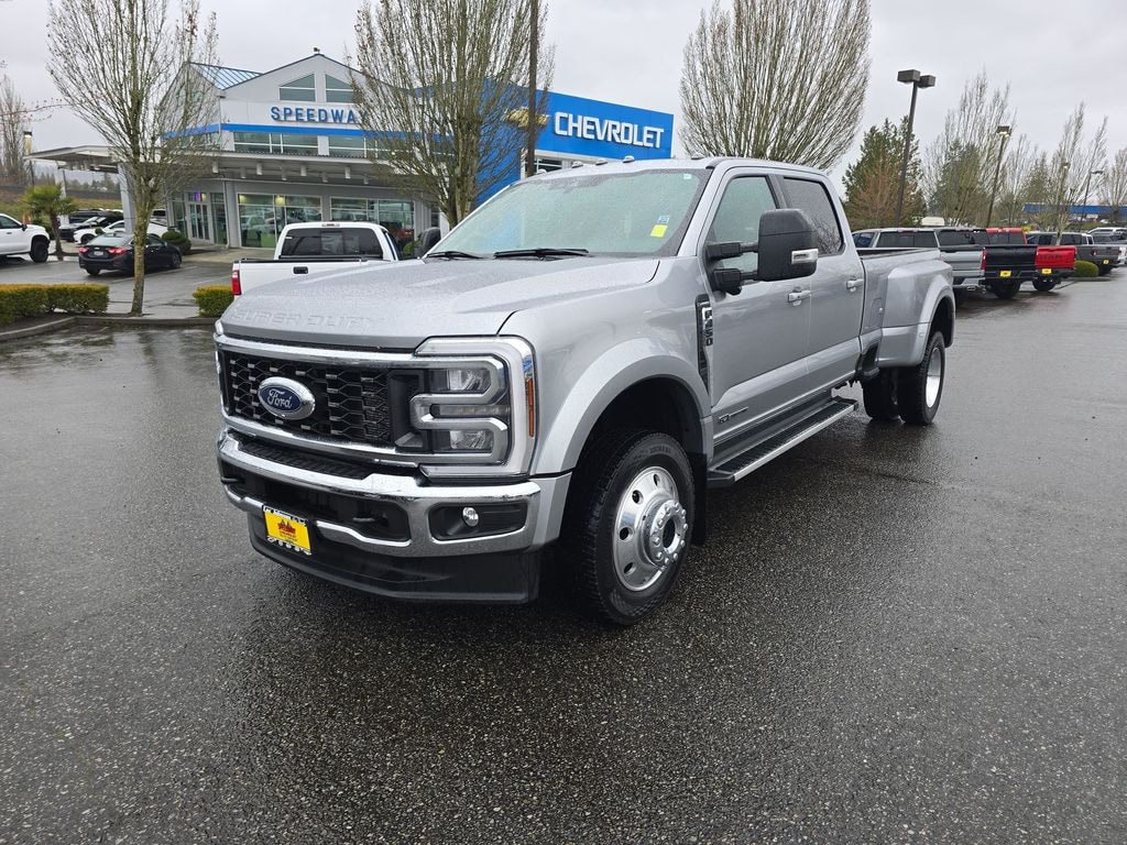 Used 2024 Ford F-450SD Lariat Truck