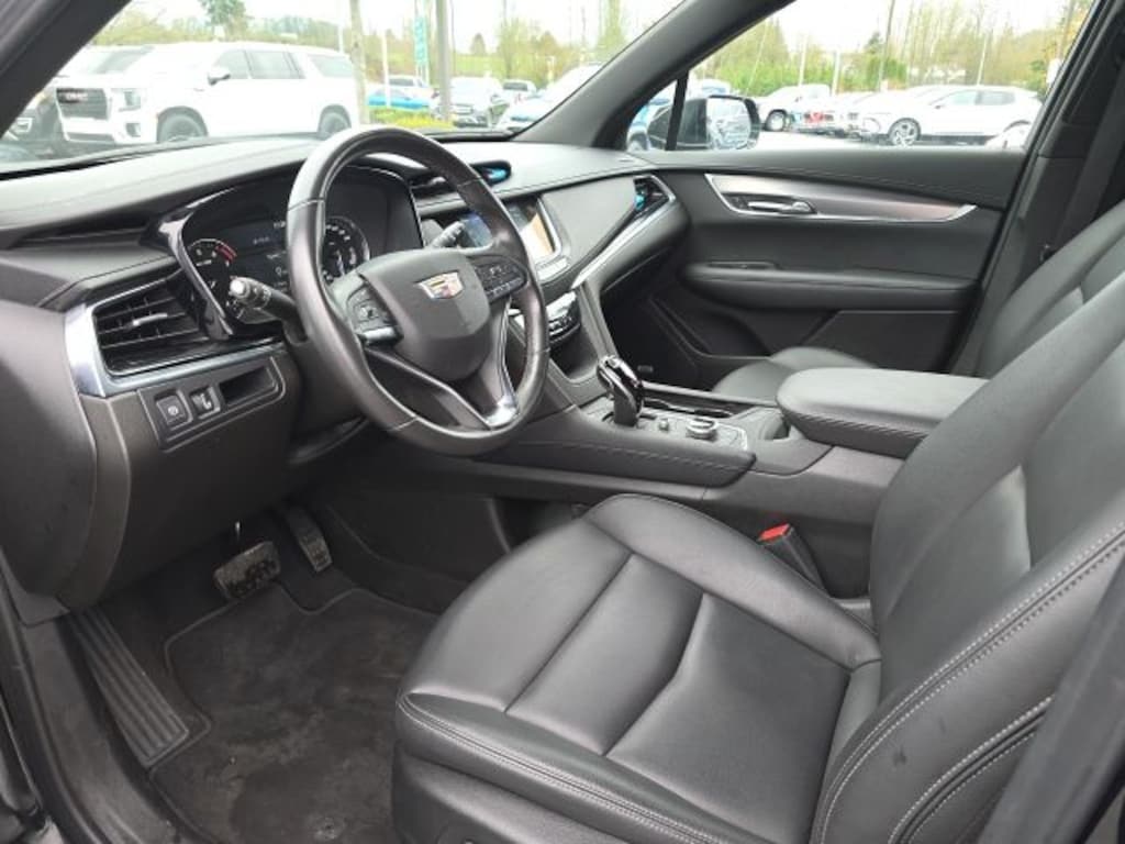 Used 2024 Cadillac XT6 Luxury SUV