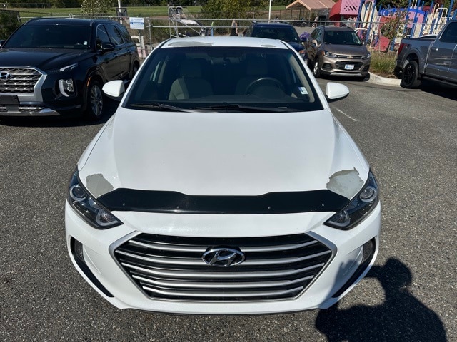 5NPD84LF0HH040174