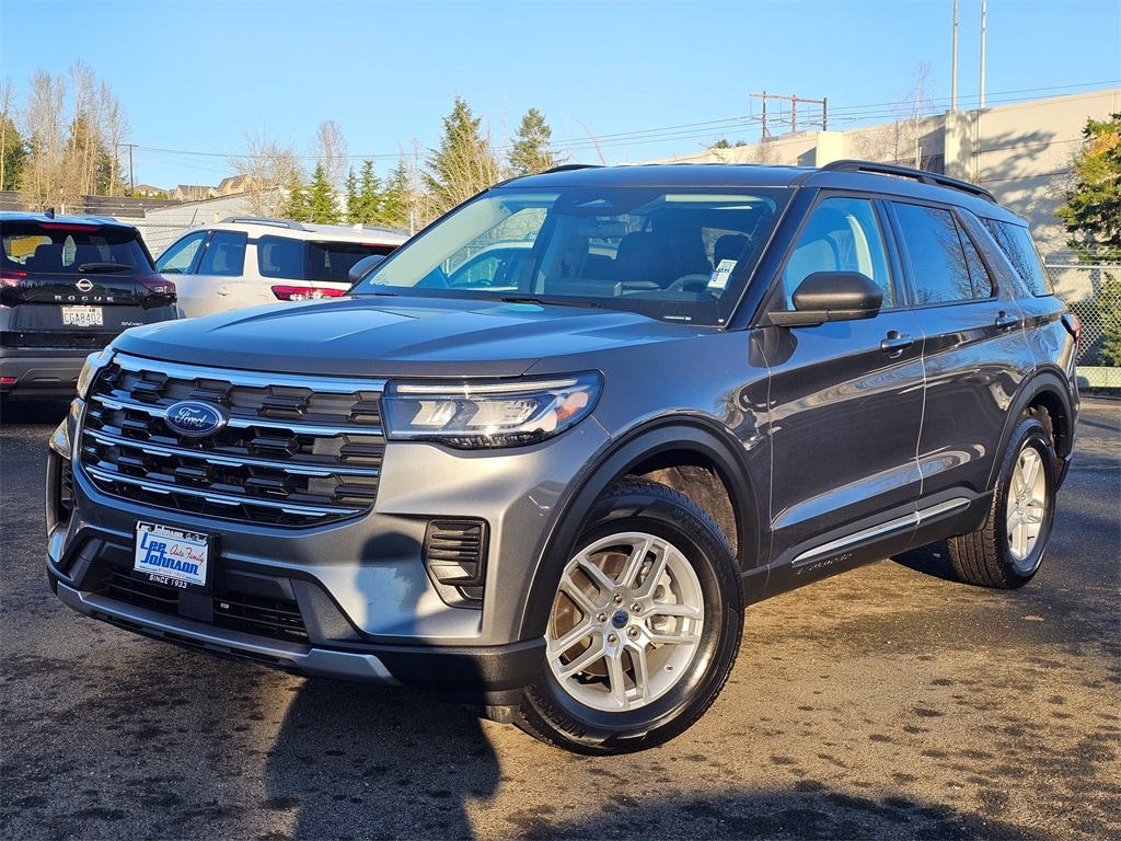 Used 2025 Ford Explorer Active SUV