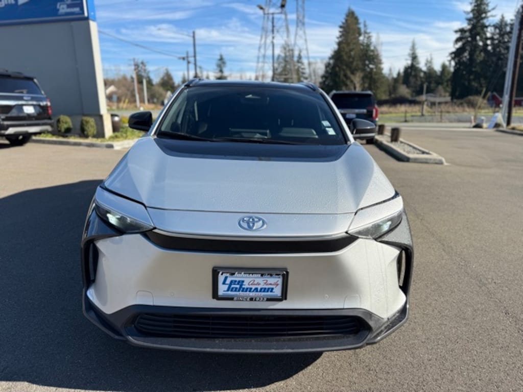 Used 2023 Toyota bZ4X XLE SUV