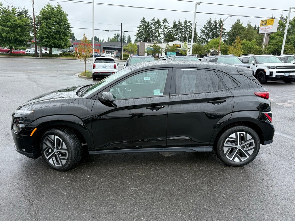 Certified 2022 Hyundai Kona EV SEL with VIN KM8K33AG9NU158507 for sale in Everett, WA