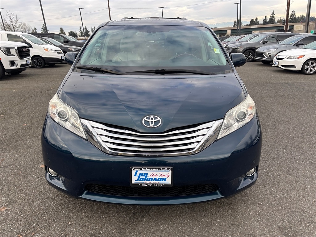 Used 2012 Toyota Sienna Limited Minivan/Van