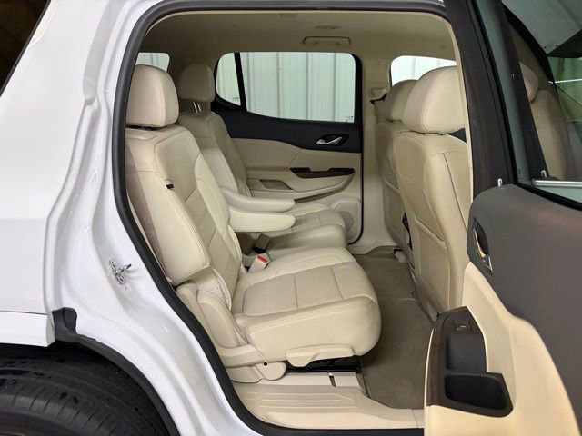 2023 GMC Acadia Denali - Photo 20